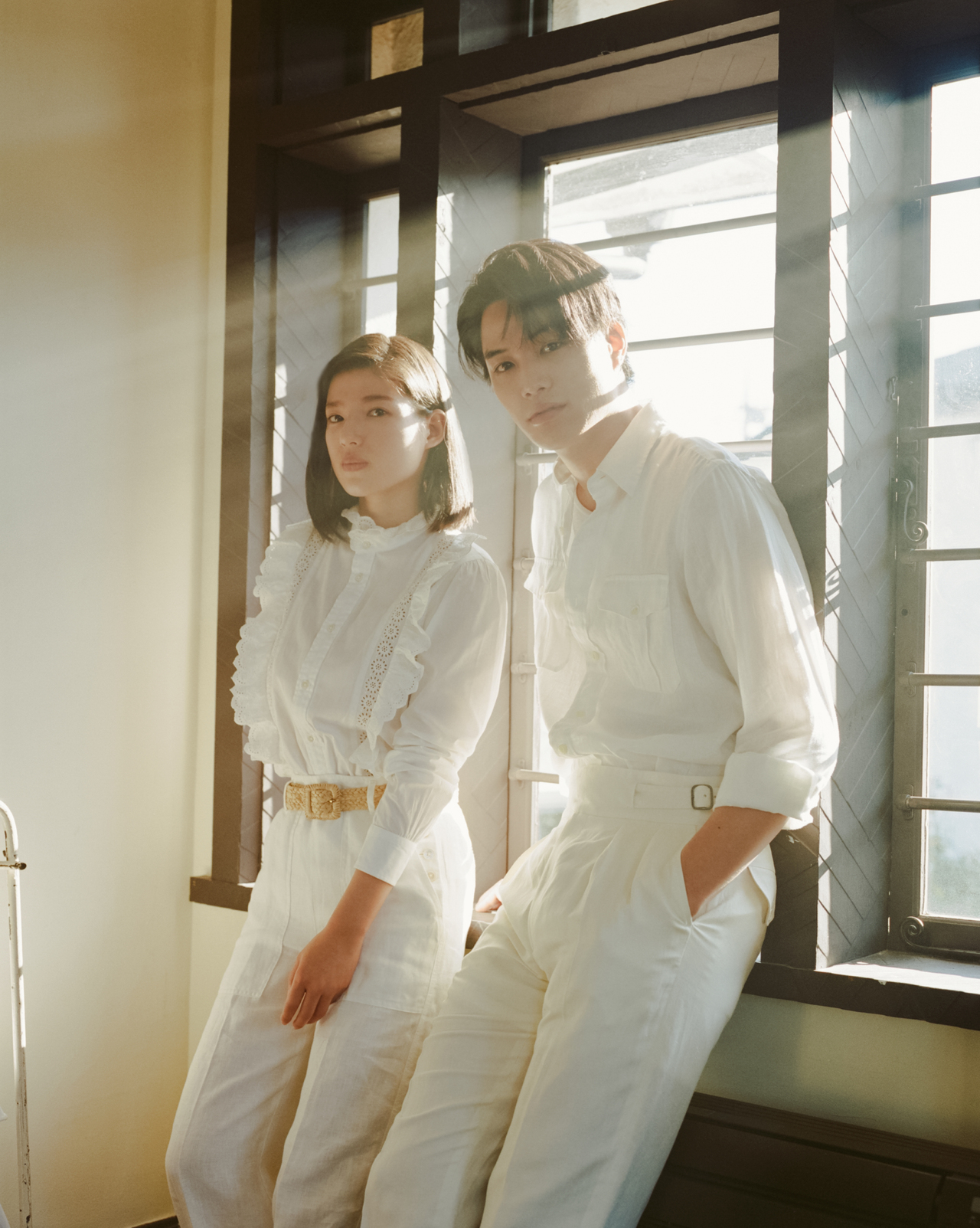 石井杏奈 鈴木伸之と石井杏奈がelle Onlineに掲載 News Ldh Mobile