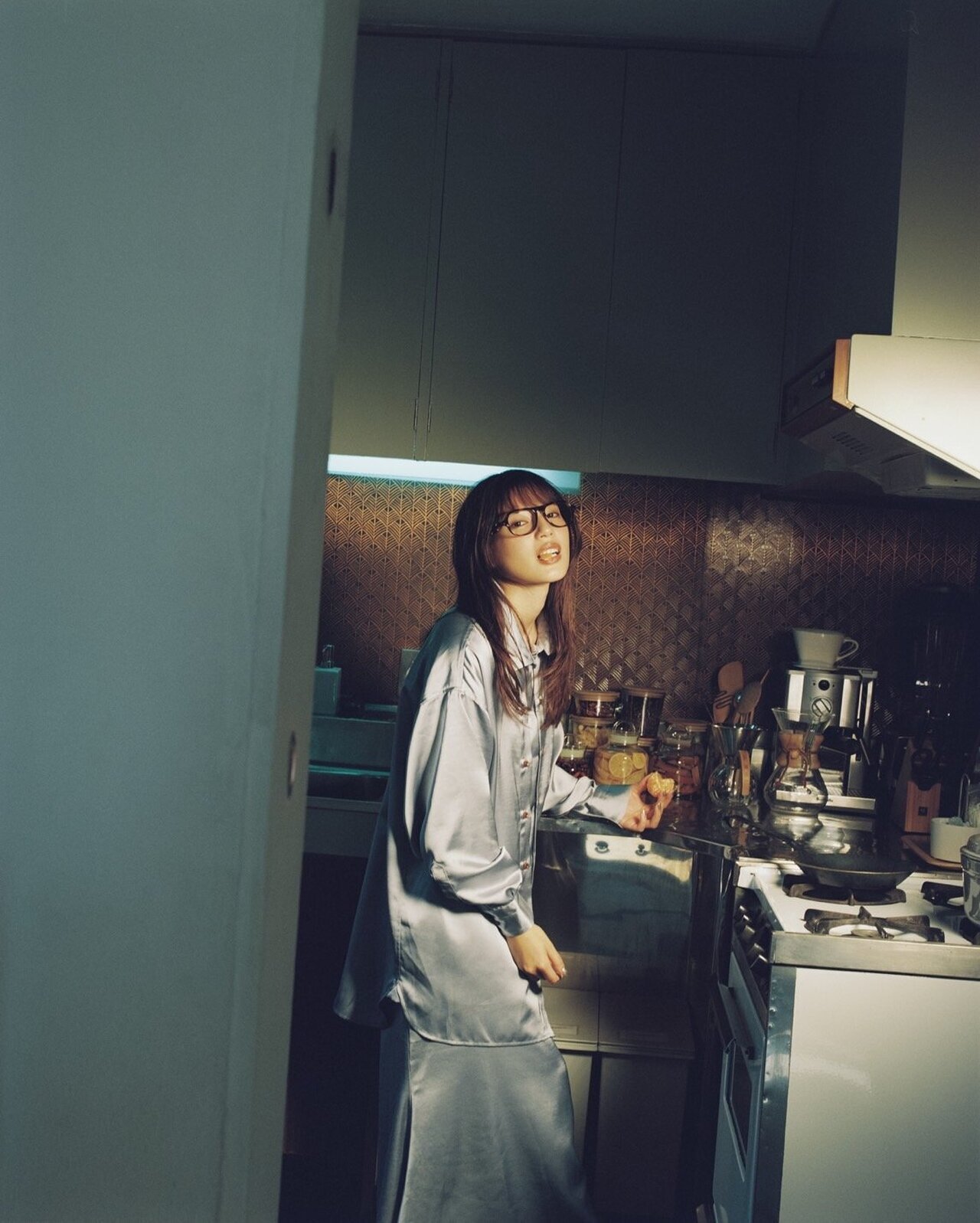 【SALE】Ami＆石井杏奈 大型ポスターサイズ #5959 石井杏奈1stスタイルブック AN 石井 杏奈(著) - 宝島社 | 版元